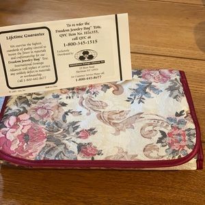 COPY - Hanging jewelry organizer